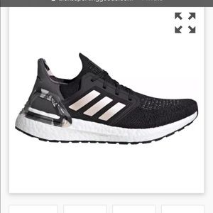 NWT Women’s size 10 Ultraboost 20 W
